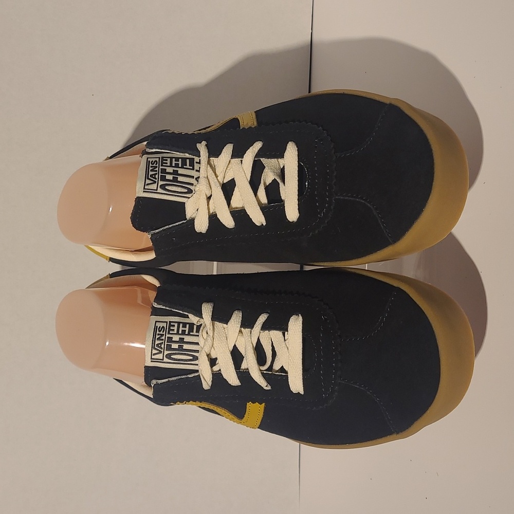 Womens/Mens Vans Sport Low Cut Sneaker